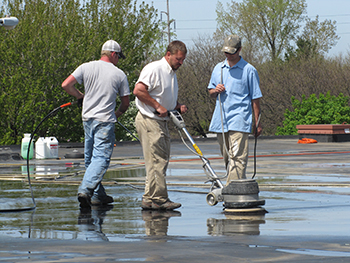 commercial-roofer